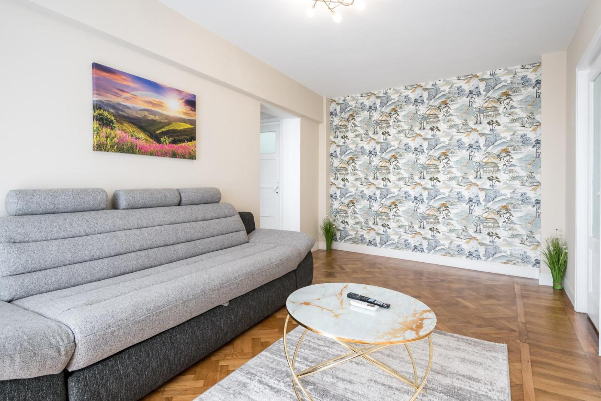 בוקרשט City View Apartment With Private Balcony מראה חיצוני תמונה